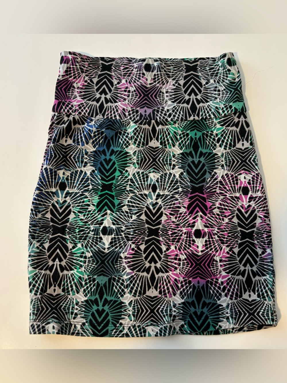 Charlotte Russe geometric trippy festival bodycon mini pencil skirt y2k xs